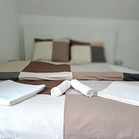Mini Duplex Apartman Dusanovac Luaran gambar